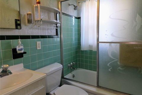 Villa ou maison à vendre à Saint Petersburg, Floride: 4 chambres, 157.56 m2 № 2359350 - photo 25