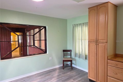 Villa ou maison à vendre à Saint Petersburg, Floride: 4 chambres, 157.56 m2 № 2359350 - photo 10