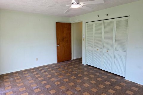 Villa ou maison à vendre à Saint Petersburg, Floride: 4 chambres, 157.56 m2 № 2359350 - photo 28