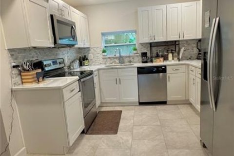 Villa ou maison à vendre à Apopka, Floride: 3 chambres, 110.37 m2 № 1650629 - photo 11