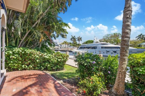 Touwnhouse à vendre à Fort Lauderdale, Floride: 3 chambres, 299.24 m2 № 2416215 - photo 7