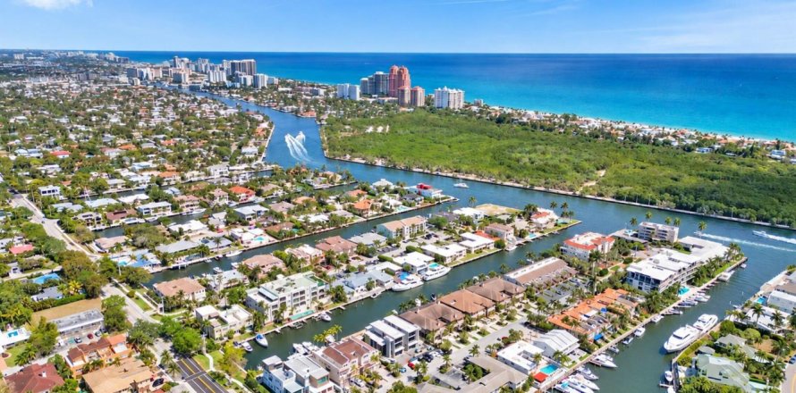 Touwnhouse à Fort Lauderdale, Floride 3 chambres, 299.24 m2 № 2416215