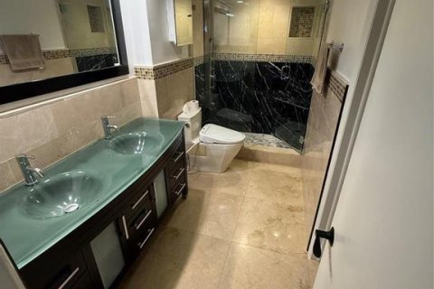 Купить кондоминиум в Майами, Флорида 3 комнаты, 156.82м2, № 2146778 - фото 30