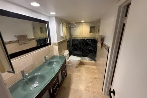 Купить кондоминиум в Майами, Флорида 3 комнаты, 156.82м2, № 2146778 - фото 28