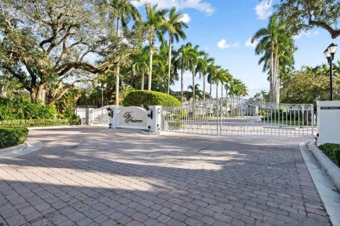 Casa en venta en Fort Lauderdale, Florida, 4 dormitorios, 262.36 m2 № 2249666 - foto 2