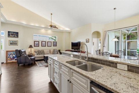 Villa ou maison à vendre à Bradenton, Floride: 3 chambres, 193.05 m2 № 2350373 - photo 16