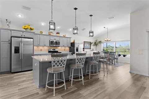 Casa en venta en The Villages, Florida, 3 dormitorios, 195.65 m2 № 1591335 - foto 17