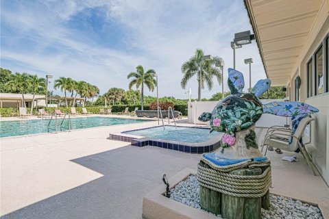 Condo in Vero Beach, Florida, 1 bedroom № 2191119 - photo 24