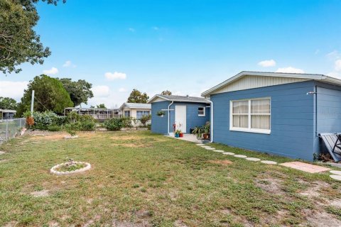 House in Port Richey, Florida 2 bedrooms, 98.1 sq.m. № 1898569 - photo 29