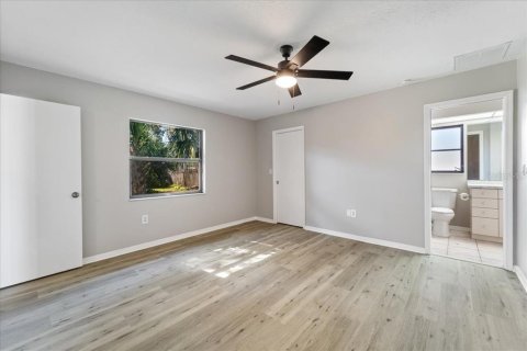Villa ou maison à vendre à Port Charlotte, Floride: 3 chambres, 113.99 m2 № 1564933 - photo 9