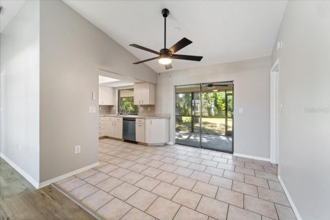 Villa ou maison à vendre à Port Charlotte, Floride: 3 chambres, 113.99 m2 № 1564933 - photo 7