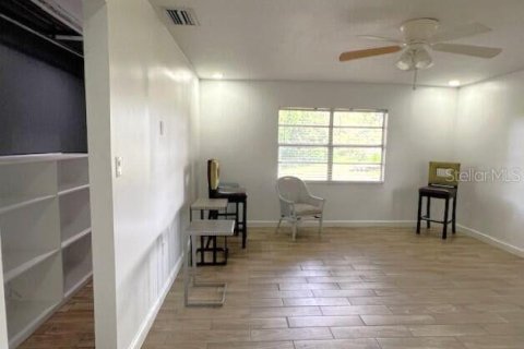 House in Lake Wales, Florida 2 bedrooms, 155.24 sq.m. № 1908155 - photo 10