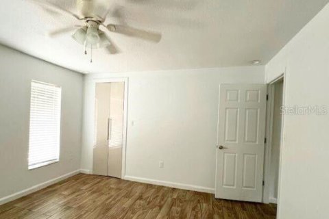 House in Lake Wales, Florida 2 bedrooms, 155.24 sq.m. № 1908155 - photo 15