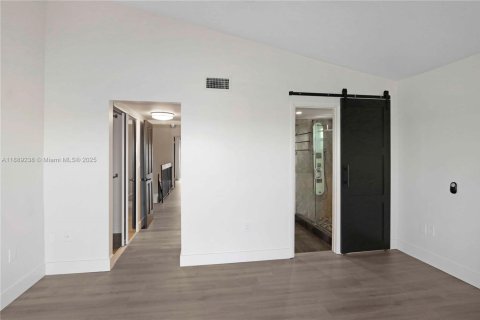 Touwnhouse à louer à Hialeah, Floride: 3 chambres, 121.61 m2 № 1938801 - photo 19