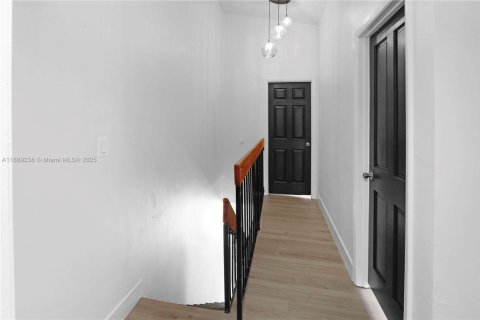 Touwnhouse à louer à Hialeah, Floride: 3 chambres, 121.61 m2 № 1938801 - photo 29