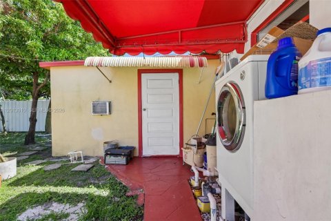 Купить виллу или дом в Холливуд, Флорида 3 спальни, 101.45м2, № 2076011 - фото 18