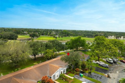 Townhouse in Sunrise, Florida 2 bedrooms, 88.63 sq.m. № 1878825 - photo 29