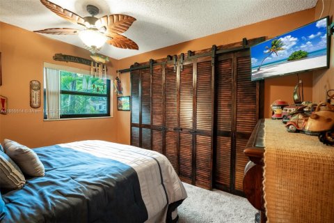 Townhouse in Sunrise, Florida 2 bedrooms, 88.63 sq.m. № 1878825 - photo 21