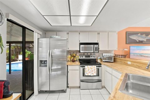 Villa ou maison à vendre à Palm Harbor, Floride: 4 chambres, 158.96 m2 № 2419182 - photo 23