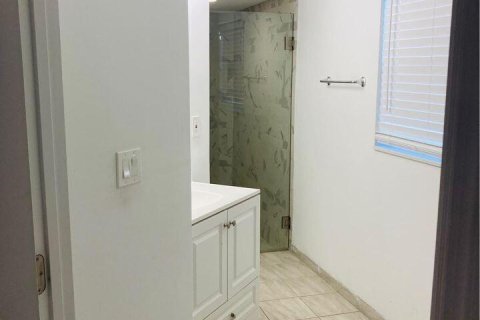 Купить виллу или дом в Порт-Сент-Луси, Флорида 3 комнаты, 322.65м2, № 2249648 - фото 28
