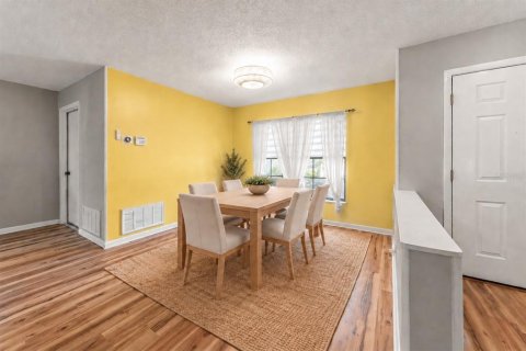 Villa ou maison à vendre à Ocala, Floride: 4 chambres, 195.75 m2 № 2418820 - photo 6