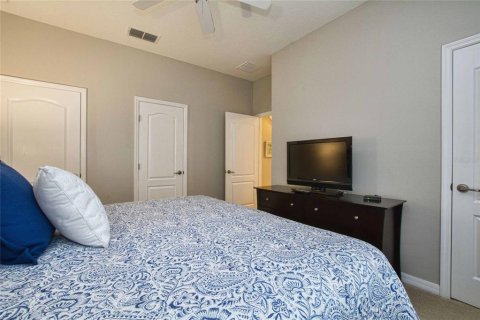 Townhouse in Kissimmee, Florida 4 bedrooms, 175.03 sq.m. № 1619107 - photo 5