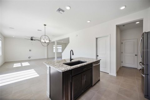 House in COVES OF ESTERO BAY in Fort Myers, Florida 5 bedrooms, 280.19 sq.m. № 1090019 - photo 10