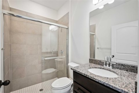House in COVES OF ESTERO BAY in Fort Myers, Florida 5 bedrooms, 280.19 sq.m. № 1090019 - photo 25
