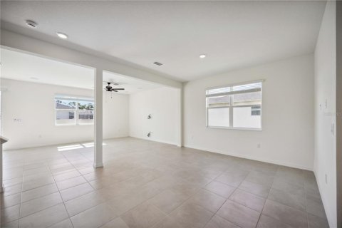 House in COVES OF ESTERO BAY in Fort Myers, Florida 5 bedrooms, 280.19 sq.m. № 1090019 - photo 12