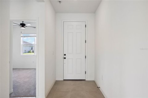 House in COVES OF ESTERO BAY in Fort Myers, Florida 5 bedrooms, 280.19 sq.m. № 1090019 - photo 3