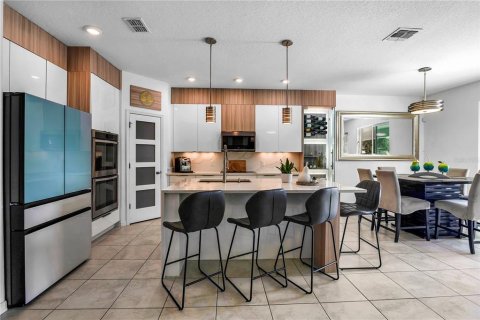 Casa en venta en Orlando, Florida, 4 dormitorios, 288.65 m2 № 2132451 - foto 19