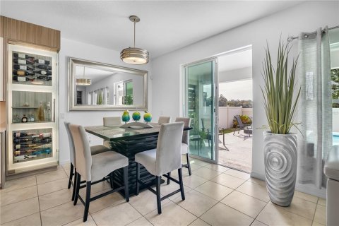 Casa en venta en Orlando, Florida, 4 dormitorios, 288.65 m2 № 2132451 - foto 17