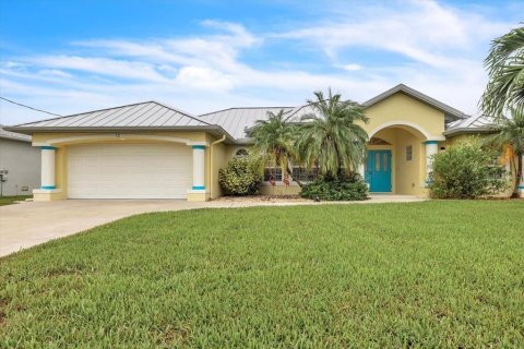 Villa ou maison à vendre à Rotonda, Floride: 3 chambres, 209.87 m2 № 2408968 - photo 6
