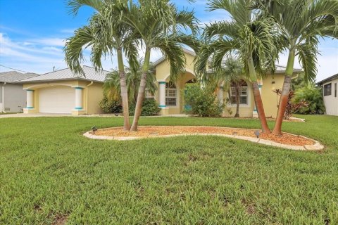 Villa ou maison à vendre à Rotonda, Floride: 3 chambres, 209.87 m2 № 2408968 - photo 7