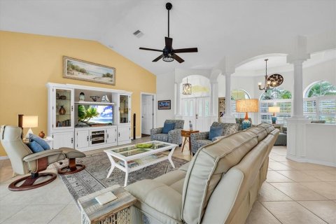 Villa ou maison à vendre à Rotonda, Floride: 3 chambres, 209.87 m2 № 2408968 - photo 18