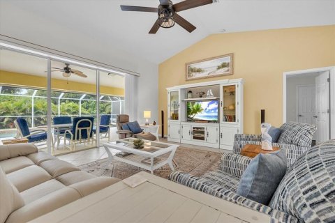 Villa ou maison à vendre à Rotonda, Floride: 3 chambres, 209.87 m2 № 2408968 - photo 17