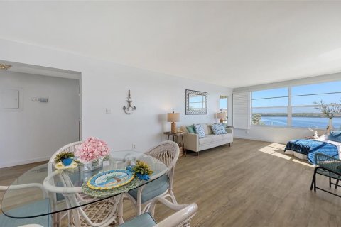 Condominio en venta en Longboat Key, Florida, 2 dormitorios, 112.23 m2 № 1635828 - foto 9