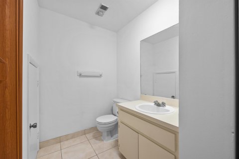 Adosado en alquiler en Lake Worth, Florida, 2 dormitorios, 130.53 m2 № 2086300 - foto 8