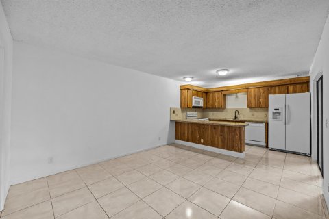 Adosado en alquiler en Lake Worth, Florida, 2 dormitorios, 130.53 m2 № 2086300 - foto 6