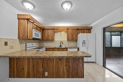 Adosado en alquiler en Lake Worth, Florida, 2 dormitorios, 130.53 m2 № 2086300 - foto 5