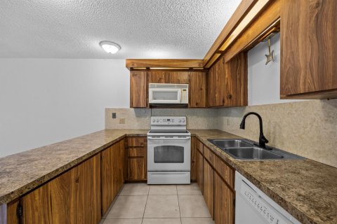 Adosado en alquiler en Lake Worth, Florida, 2 dormitorios, 130.53 m2 № 2086300 - foto 4