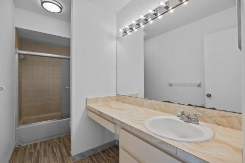 Adosado en alquiler en Lake Worth, Florida, 2 dormitorios, 130.53 m2 № 2086300 - foto 10