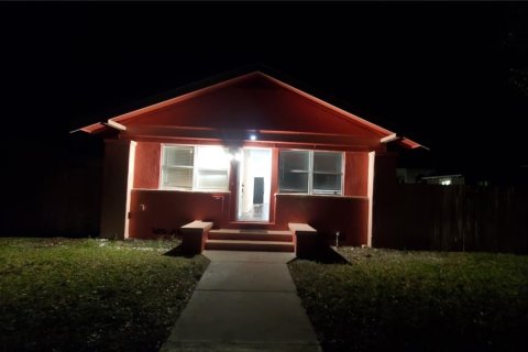 Casa en venta en Saint Petersburg, Florida, 3 dormitorios, 131.92 m2 № 2416887 - foto 11