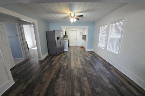 Casa en venta en Saint Petersburg, Florida, 3 dormitorios, 131.92 m2 № 2416887 - foto 20