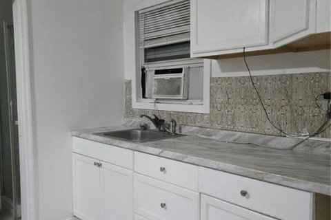 Casa en venta en Saint Petersburg, Florida, 3 dormitorios, 131.92 m2 № 2416887 - foto 16