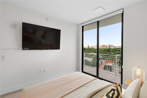 Apartamento en alquiler en Miami, Florida, 2 dormitorios, 77.76 m2 № 2088492 - foto 6