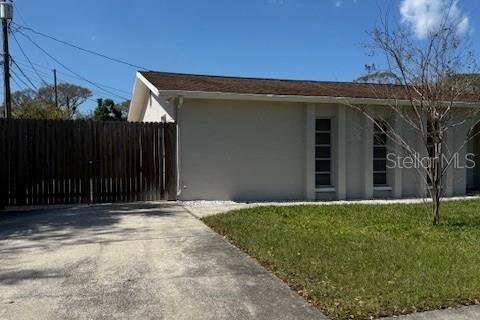Appartement à louer à Largo, Floride: 2 chambres, 83.61 m2 № 1916725 - photo 3