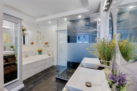 Купить кондоминиум в Холливуд, Флорида 2 спальни, 140.84м2, № 1752577 - фото 11