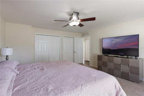 House in Leesburg, Florida 4 bedrooms, 280.75 sq.m. № 1639804 - photo 14