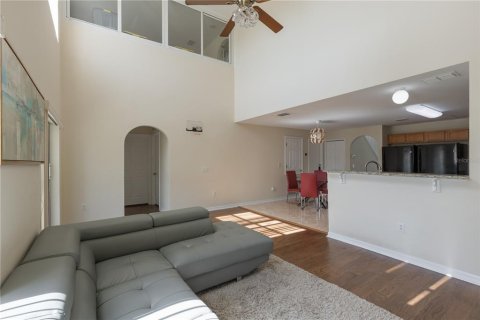 House in Leesburg, Florida 4 bedrooms, 280.75 sq.m. № 1639804 - photo 6